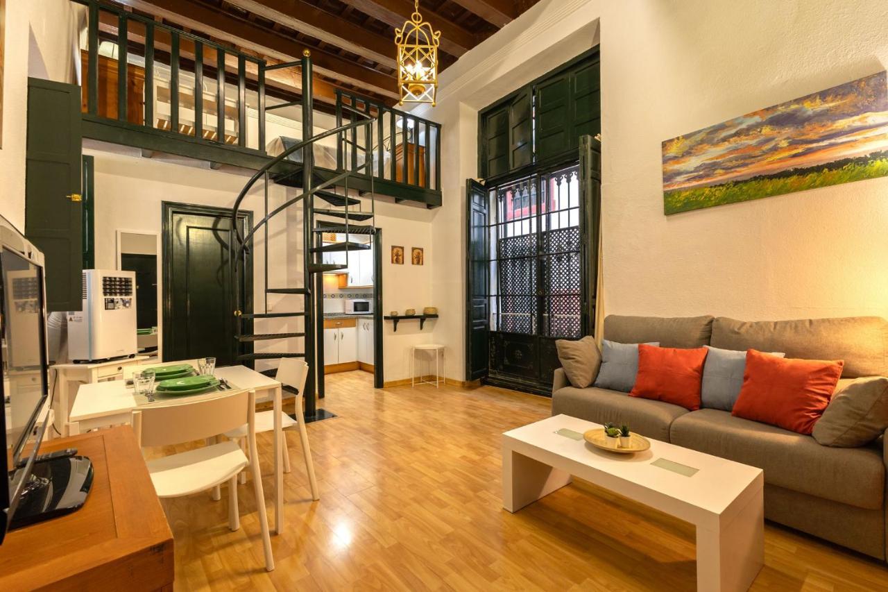 סביליה Apartamento Siglo De Oro מראה חיצוני תמונה