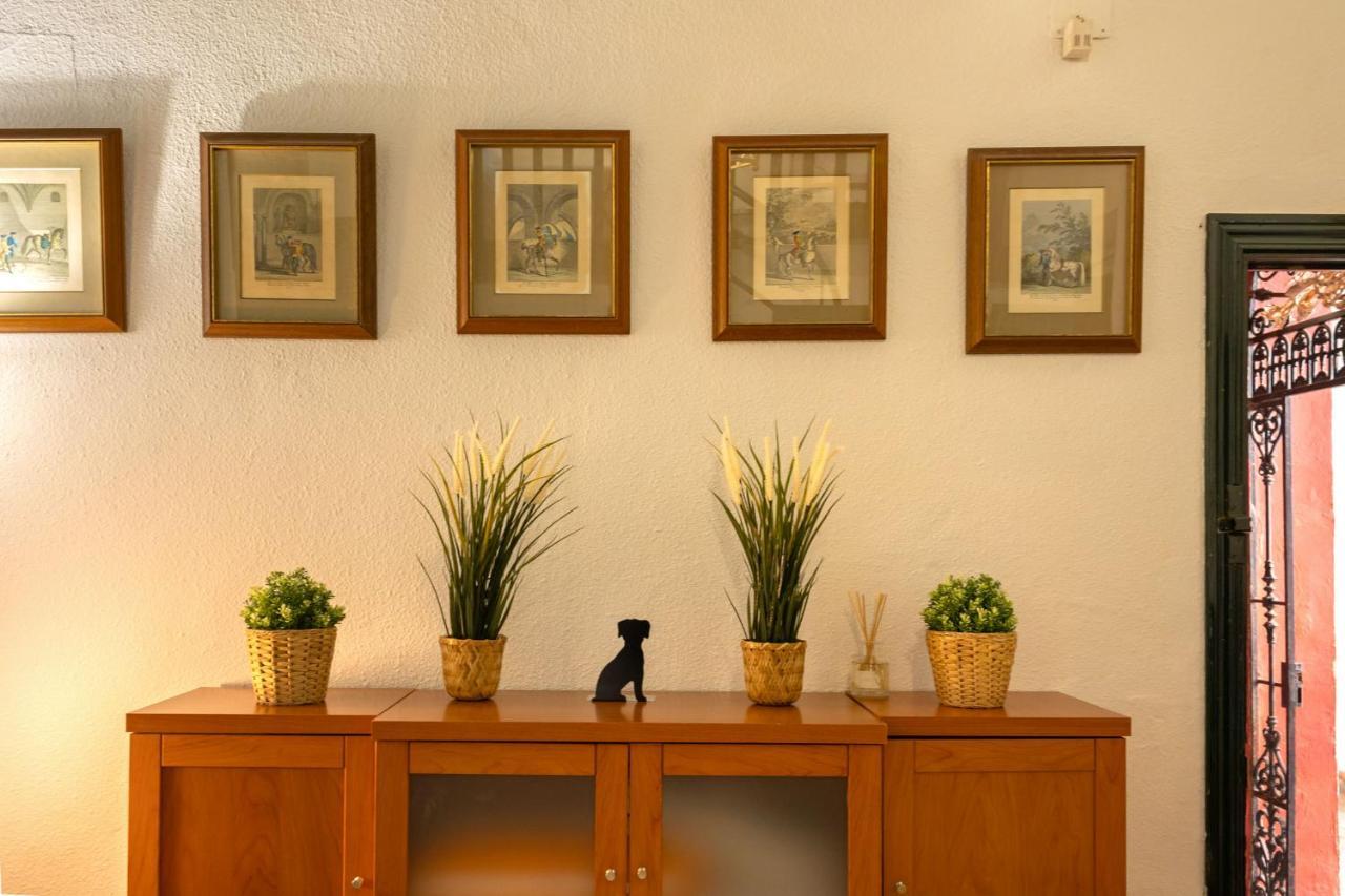 סביליה Apartamento Siglo De Oro מראה חיצוני תמונה